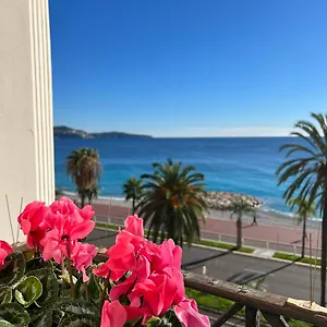 Luxury With Sea View On The First Line Promenade Des Nice