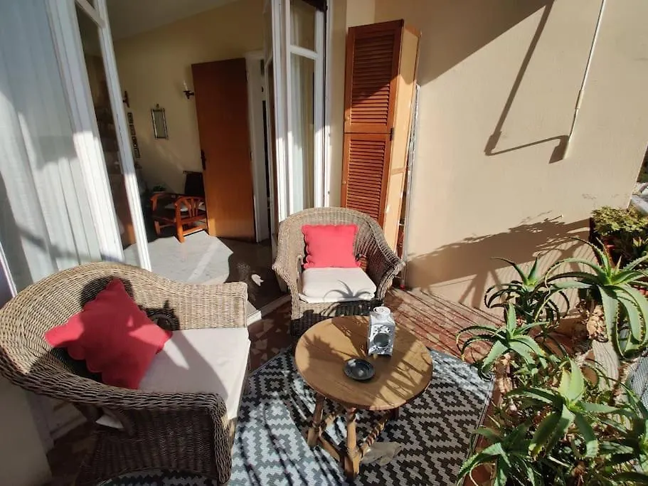 Appartement Vintage Flat On Villefranche Bay - Free Car Park